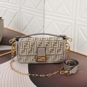 fendi 2025 mamma baguette 26.5 18 8.5